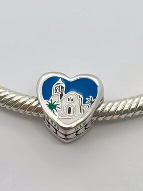 Pandora Mexico Exclusive Heart Charm